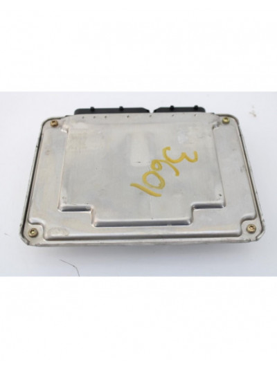 Centralita motor uce SEAT LEON Signo 2000