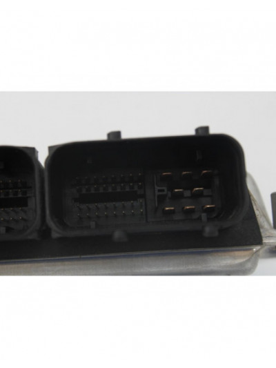 Centralita motor uce SEAT LEON Signo 2000