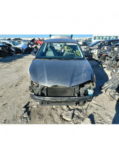 seat ibiza (6l1) del año 2002