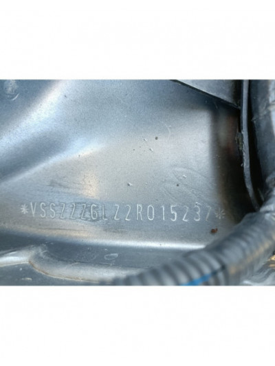 seat ibiza (6l1) del año 2002