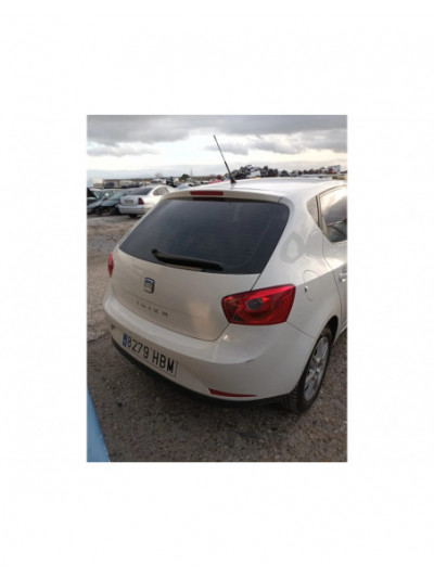 seat ibiza (6j5) del año 2011