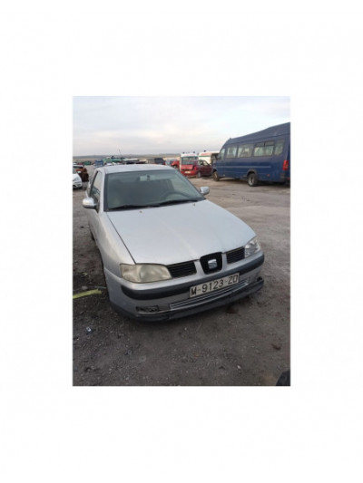 seat ibiza (6k1) del año 2000