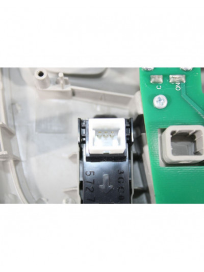 Recambio de luz techo para suzuki sx4 s-cross (jy) 1.6 ddis (akk 416d) referencia OEM IAM 3623061M20