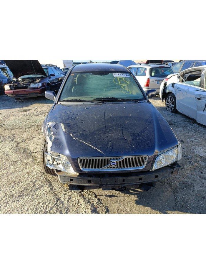 volvo s40 berlina del año 2001