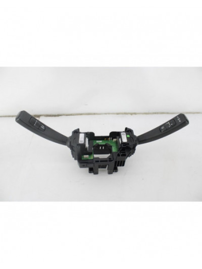 Recambio de mando multifuncion para volvo v40 basis referencia OEM IAM 31394001