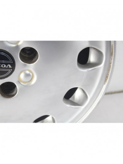 Recambio de llanta para volvo s40 berlina 1.6 referencia OEM IAM 30611203