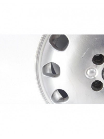 Recambio de llanta para volvo s40 berlina 1.6 referencia OEM IAM 30611203