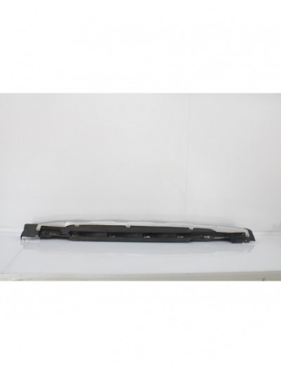 Recambio de estribo lateral derecho para volvo v40 basis referencia OEM IAM 7802023238258