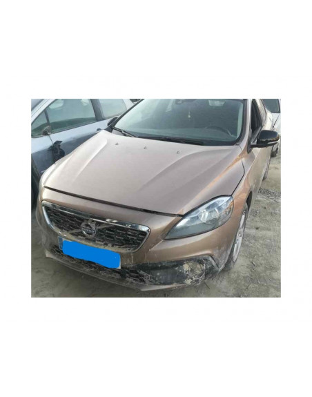 volvo v40 del año 2014