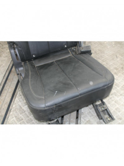 Recambio de asiento trasero derecho para ssangyong rexton w / rexton 2.0 xdi referencia OEM IAM