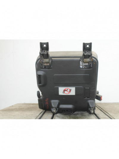 Recambio de asiento trasero derecho para ssangyong rexton w / rexton 2.0 xdi referencia OEM IAM