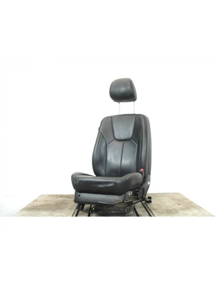 Recambio de asiento delantero derecho para ssangyong rexton w / rexton 2.0 xdi referencia OEM IAM 4678DD