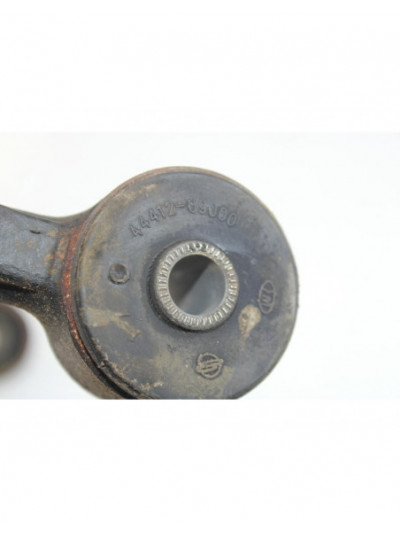 Recambio de brazo suspension superior delantero derecho para ssangyong rexton w / rexton 2.0 xdi referencia OEM IAM 4441209000