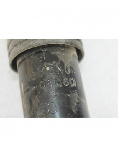 Recambio de amortiguador trasero derecho para ssangyong rexton w / rexton 2.0 xdi referencia OEM IAM 4531008C60