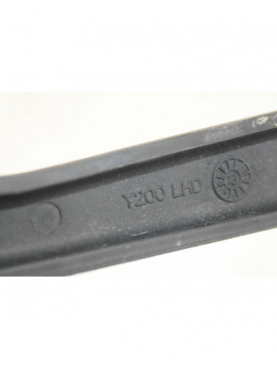 Recambio de brazo limpia delantero izquierdo para ssangyong rexton w / rexton 2.0 xdi referencia OEM IAM Y200LHD