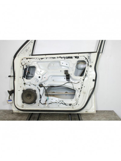 Puerta delantera derecha SSANGYONG REXTON W / REXTON 2.0 Xdi 2014