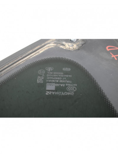 Recambio de luna custodia trasera derecha para ssangyong rexton w / rexton 2.0 xdi referencia OEM IAM 7922008123