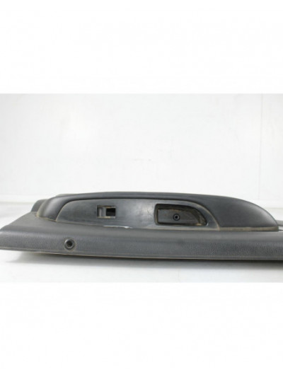 Recambio de guarnecido puerta trasera izquierda para ssangyong rexton w / rexton 2.0 xdi referencia OEM IAM 7223008B00