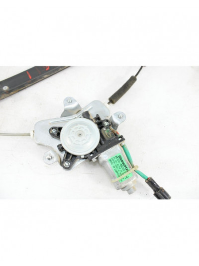 Recambio de elevalunas trasero izquierdo para ssangyong rexton w / rexton 2.0 xdi referencia OEM IAM 8810008002