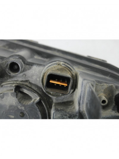 Recambio de faro izquierdo para ssangyong rexton w / rexton 2.0 xdi referencia OEM IAM 8310208C00/8310208C20
