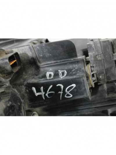 Recambio de faro izquierdo para ssangyong rexton w / rexton 2.0 xdi referencia OEM IAM 8310208C00/8310208C20