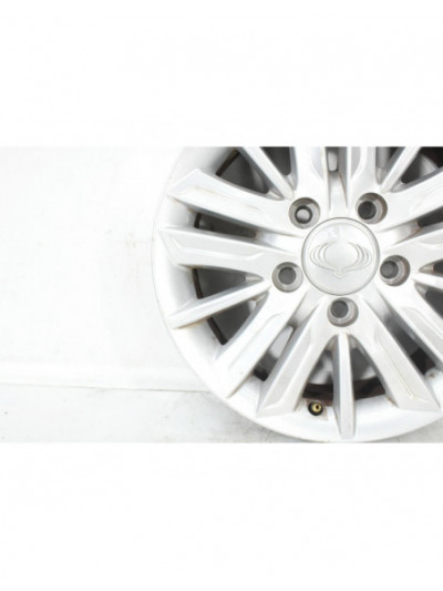 Recambio de llanta para ssangyong rodius xdi limited referencia OEM IAM 3930/3/4173021500