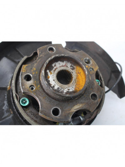 Recambio de mangueta trasera derecha para ssangyong rodius xdi limited referencia OEM IAM 3930TD