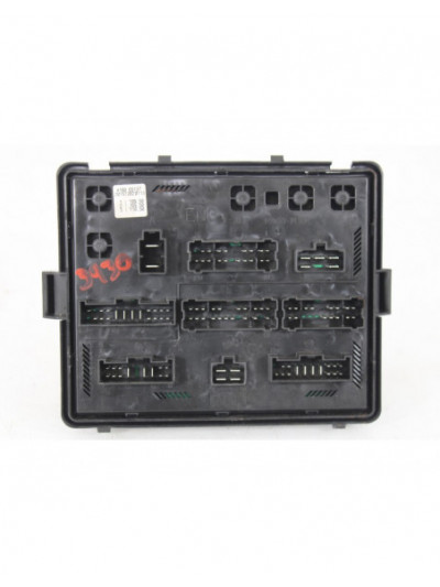 Recambio de caja reles / fusibles para ssangyong rodius xdi limited referencia OEM IAM AK63508