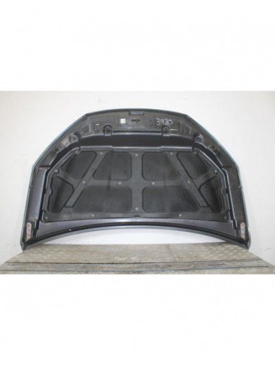 Recambio de capot para ssangyong rodius xdi limited referencia OEM IAM 3930