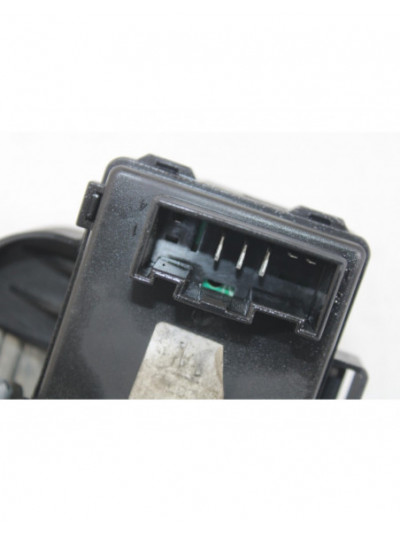 Recambio de caja reles / fusibles para ssangyong rodius xdi limited referencia OEM IAM 2696021001