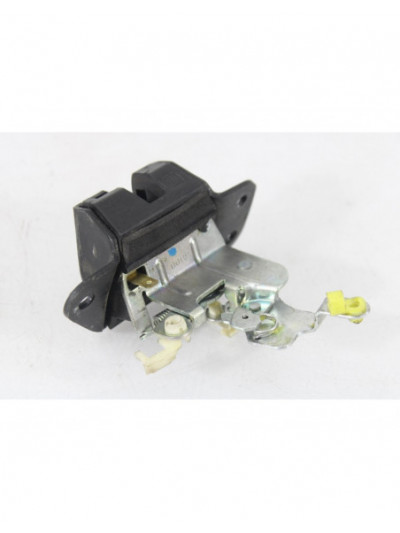 Recambio de cerradura maletero / porton para ssangyong rodius xdi limited referencia OEM IAM 3930