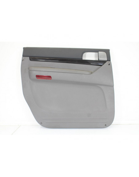 Recambio de guarnecido puerta trasera derecha para ssangyong rodius xdi limited referencia OEM IAM 7320121000