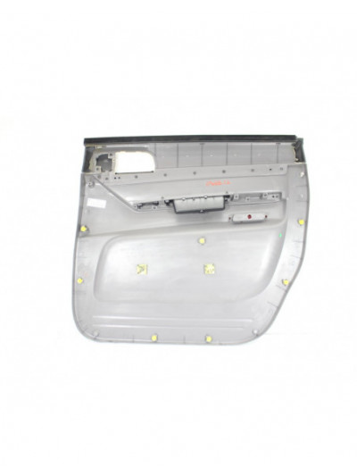 Recambio de guarnecido puerta trasera derecha para ssangyong rodius xdi limited referencia OEM IAM 7320121000