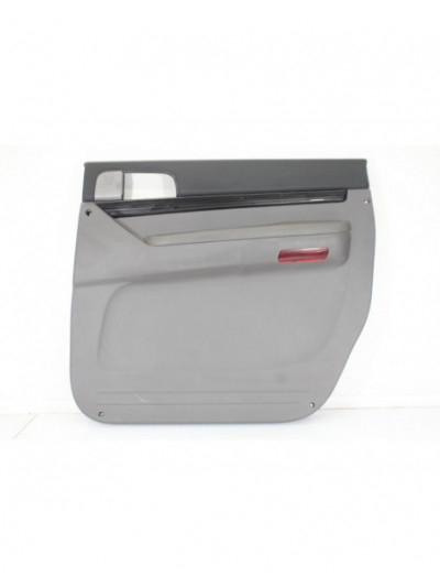 Recambio de guarnecido puerta trasera derecha para ssangyong rodius xdi limited referencia OEM IAM 7220221000