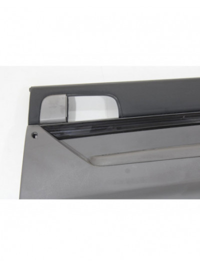 Recambio de guarnecido puerta trasera derecha para ssangyong rodius xdi limited referencia OEM IAM 7220221000