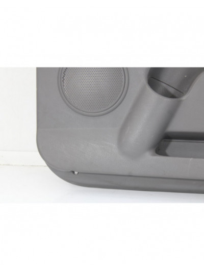Recambio de guarnecido puerta delantera derecha para ssangyong rodius xdi limited referencia OEM IAM 7220121000