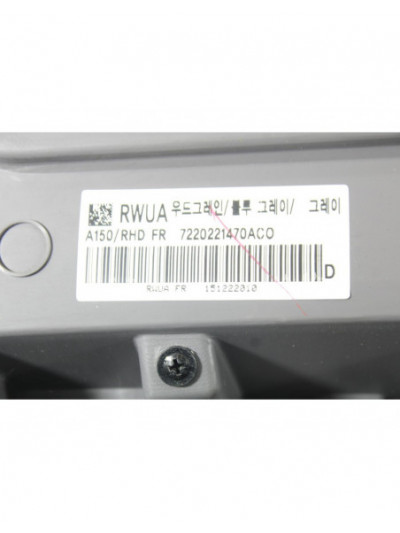 Recambio de guarnecido puerta delantera derecha para ssangyong rodius xdi limited referencia OEM IAM 7220121000