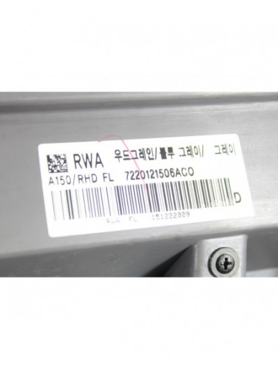 Recambio de guarnecido puerta delantera izquierda para ssangyong rodius xdi limited referencia OEM IAM 7220121506ACO