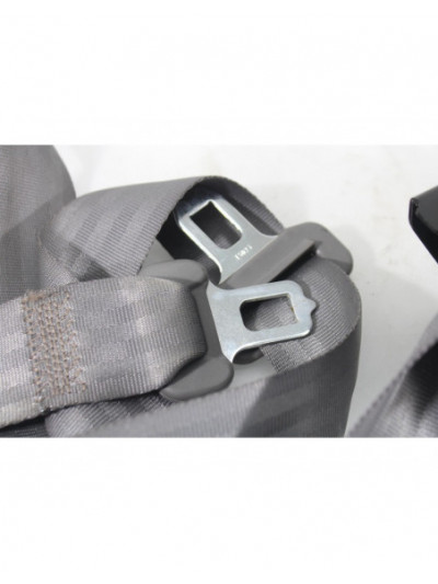 Recambio de cinturon seguridad trasero central para ssangyong rodius xdi limited referencia OEM IAM A15015016807