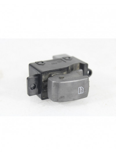 Recambio de mando elevalunas trasero derecho para ssangyong rodius xdi limited referencia OEM IAM 621W054503930T