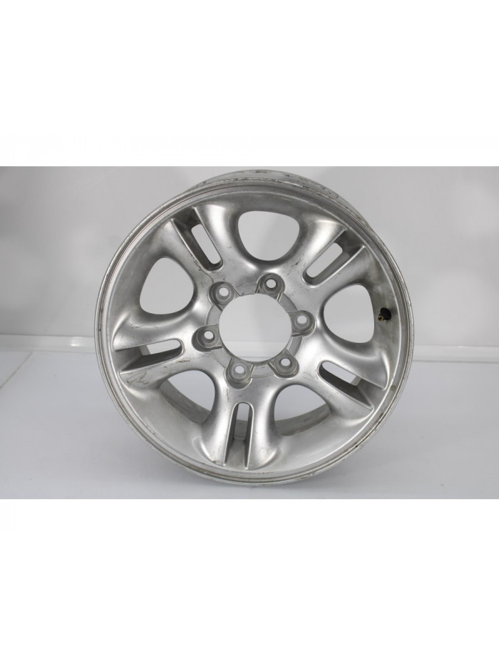 Recambio de llanta para ssangyong korando 2.9 tdi referencia OEM IAM 24936