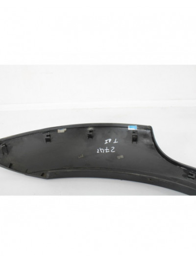 Recambio de aletin trasero izquierdo para ssangyong rexton 270 xvt limited referencia OEM IAM 7957108B00