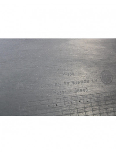 Recambio de aletin trasero izquierdo para ssangyong rexton 270 xvt limited referencia OEM IAM 7957108B00