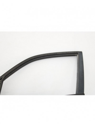 Recambio de puerta delantera izquierda para ssangyong rexton 270 xvt limited referencia OEM IAM 2743D.I