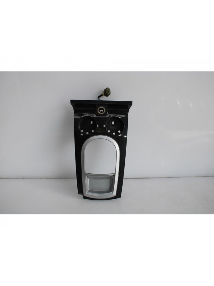 Recambio de moldura palanca cambios para ssangyong rexton 270 xvt limited referencia OEM IAM