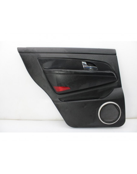 Recambio de guarnecido puerta trasera izquierda para ssangyong rexton 270 xvt limited referencia OEM IAM 7223008B00