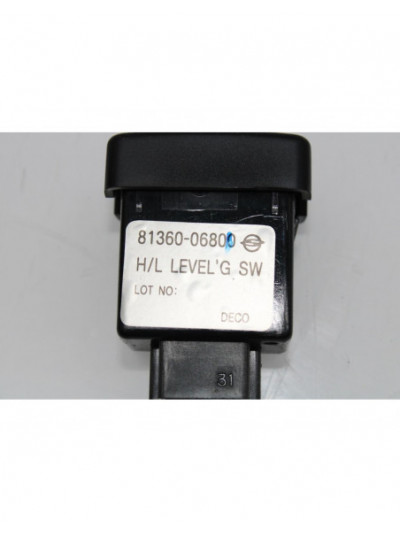 Recambio de mando regulacion altura faros para ssangyong korando 2.9 tdi referencia OEM IAM 8136006800