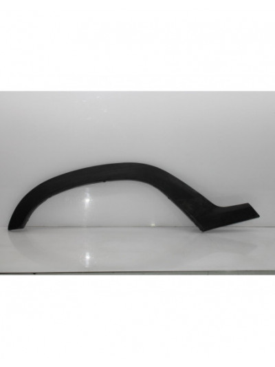 Recambio de moldura para ssangyong korando 2.9 tdi referencia OEM IAM