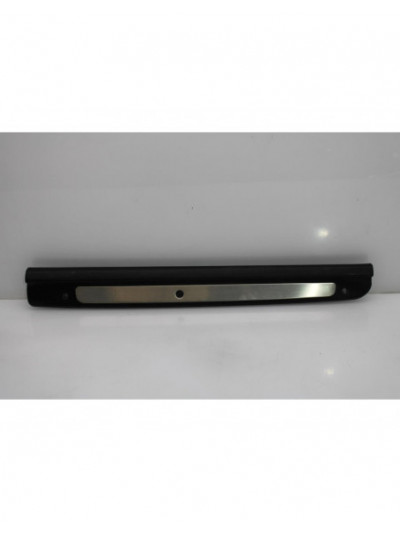 Recambio de moldura interior para ssangyong korando 2.9 tdi referencia OEM IAM 7726006100