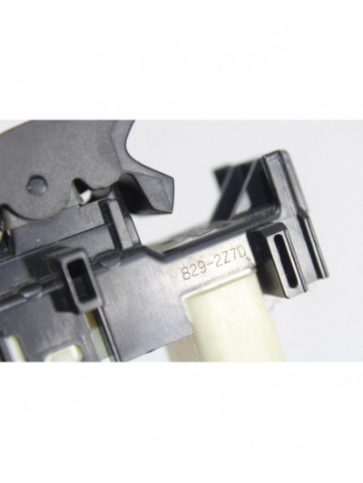 Recambio de mando elevalunas delantero derecho para toyota rav 4 iii (_a3_) 2.2 d 4wd (ala30_) referencia OEM IAM 8292Z7D